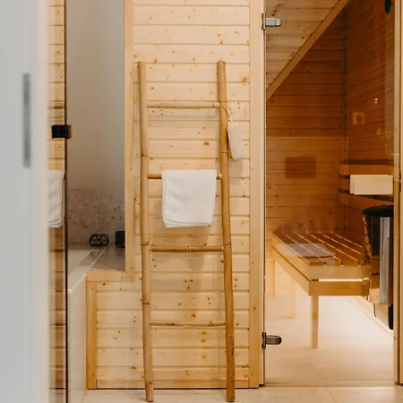 Uniwersytecka 27 - Przestronny Na Wroclawskiej Starowce - 3 Sypialnie, Sauna, Billard - - Fair * Breslavia