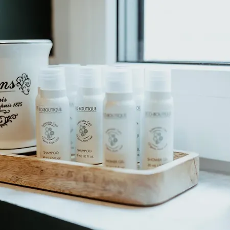 Appartement Uniwersytecka 27 - Przestronny Na Wroclawskiej Starowce - 3 Sypialnie, Sauna, Billard - - Fair *